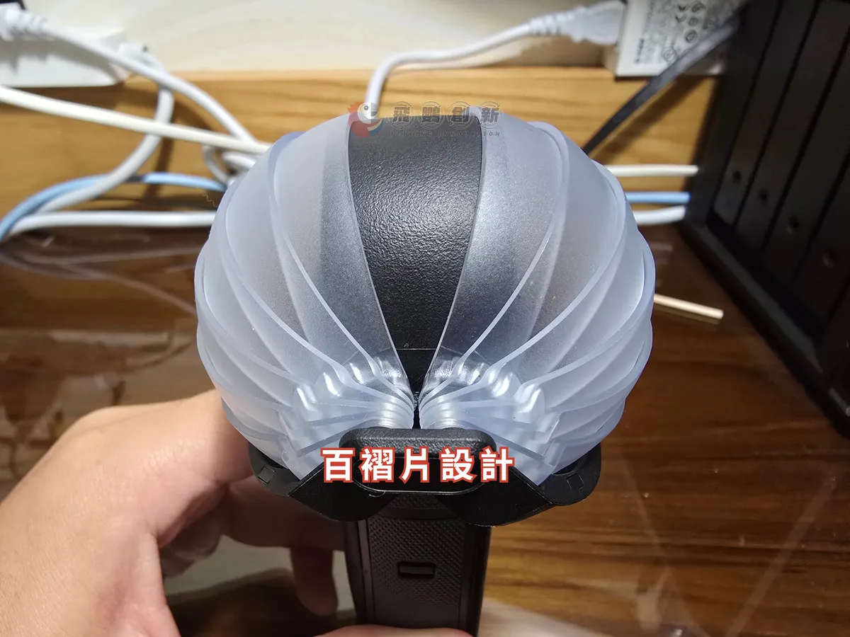 Insta360 X5 摺疊防護鏡頭蓋百褶頁設計