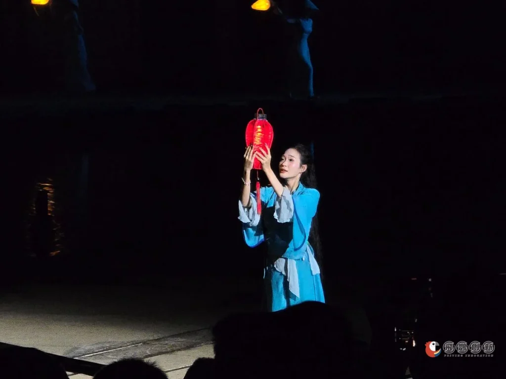 會安印象秀華麗舞台與數百名演員